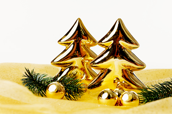 Gold christmas tree decorations
