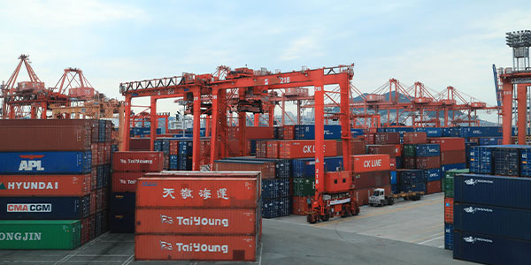 south korea shipping port container